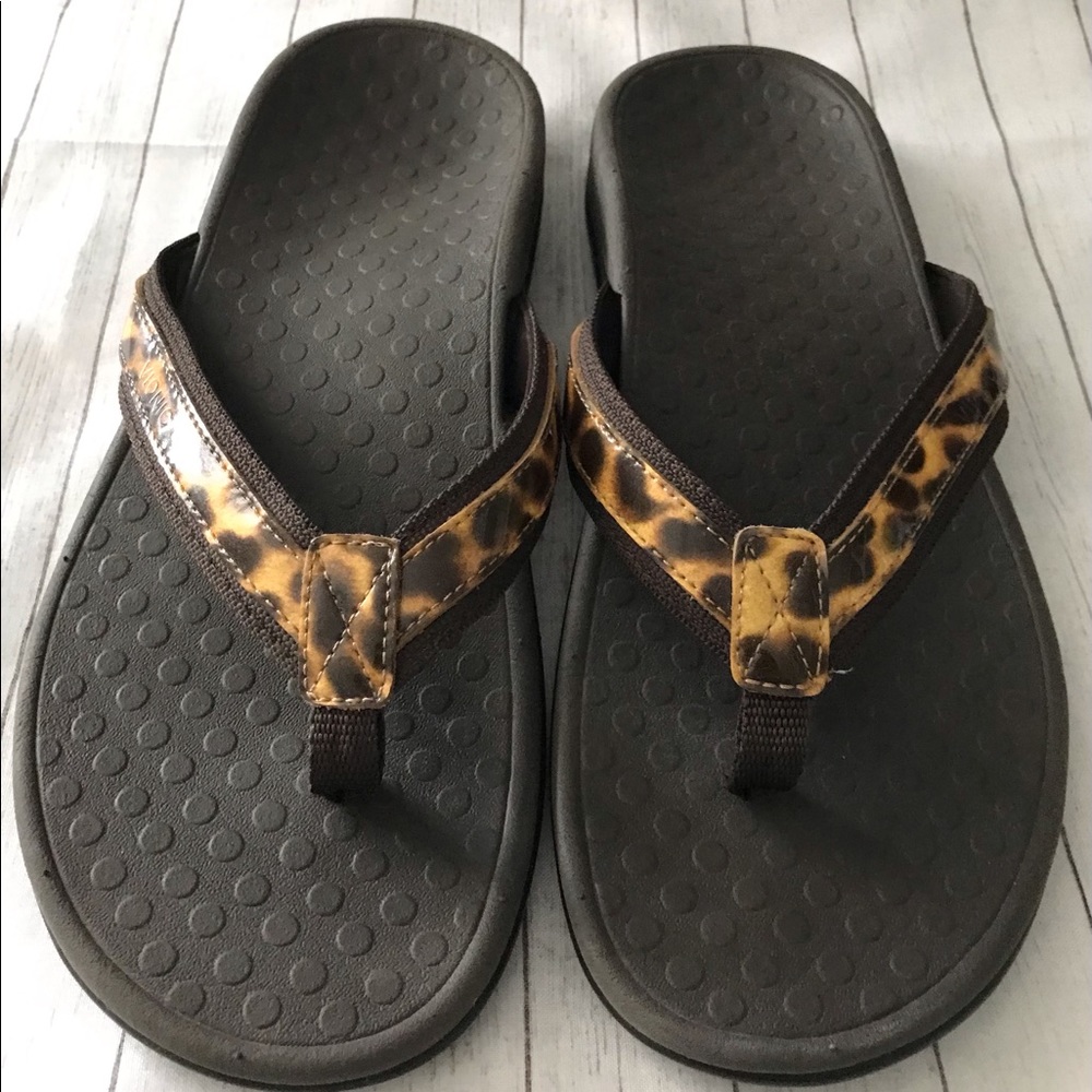 Vionic Leopard Sandals, size 9, minimal wear